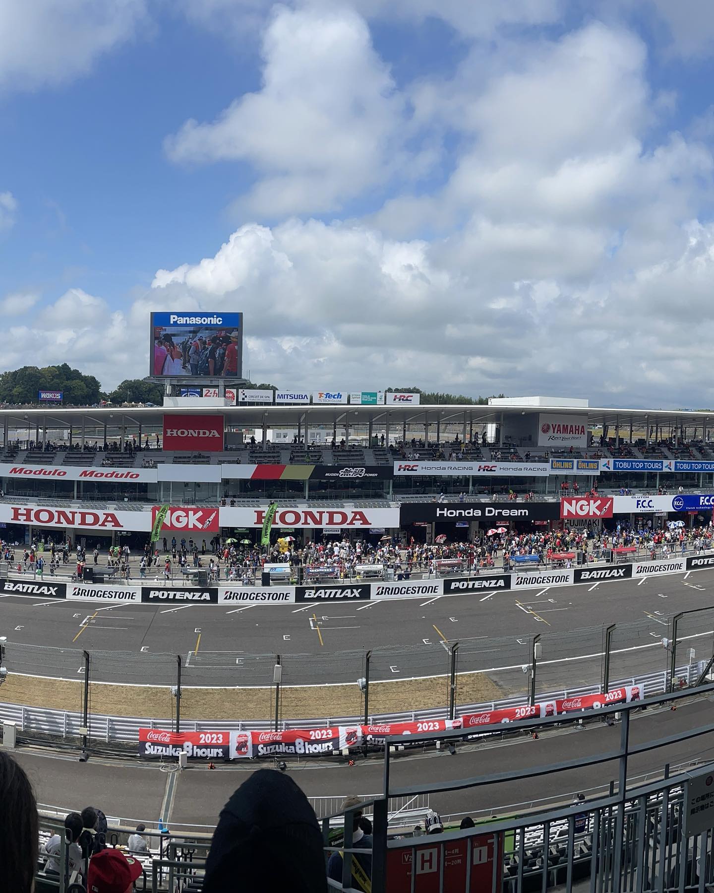 鈴鹿8耐に行ってきました。